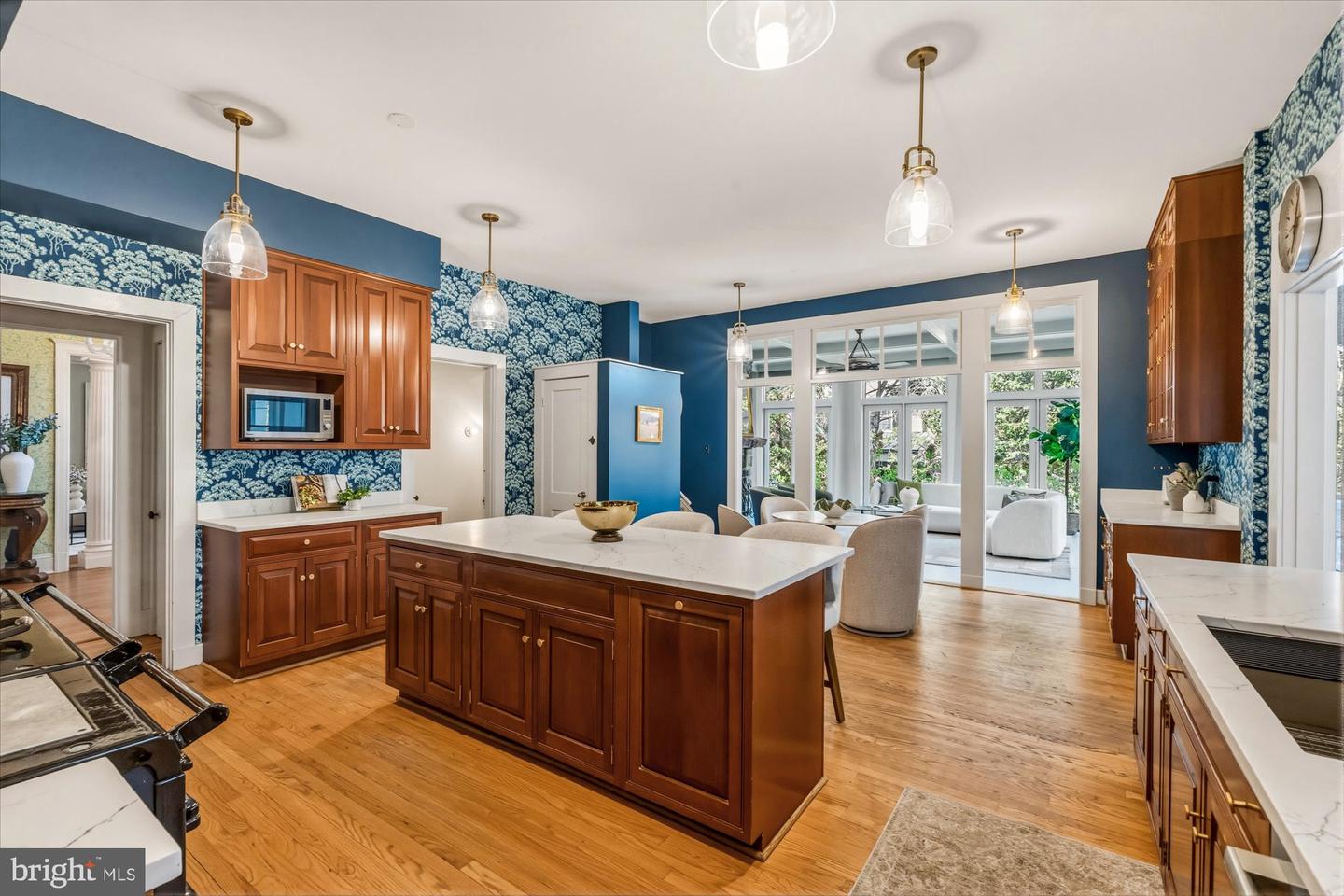 5 Chevy Chase Cir Property Photo 25