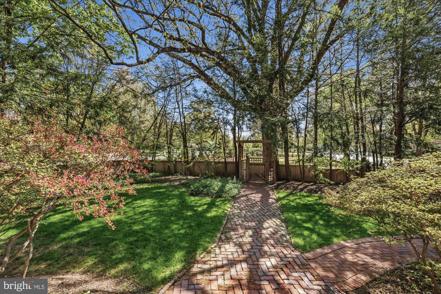 5 Chevy Chase Cir Property Photo 60