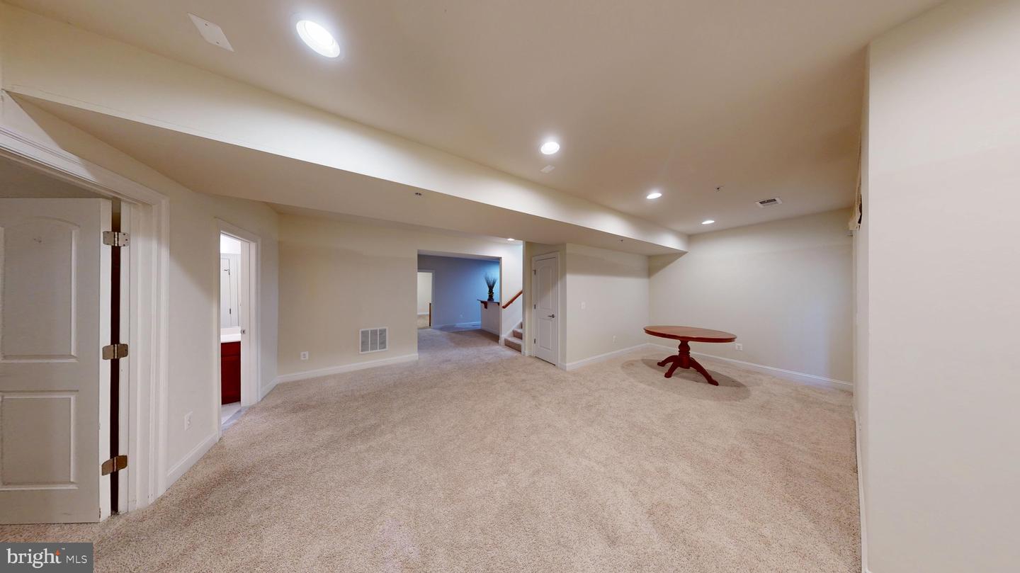 3041 Moore Ln Property Photo 23