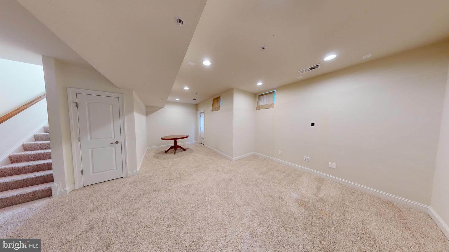 3041 Moore Ln Property Photo 25