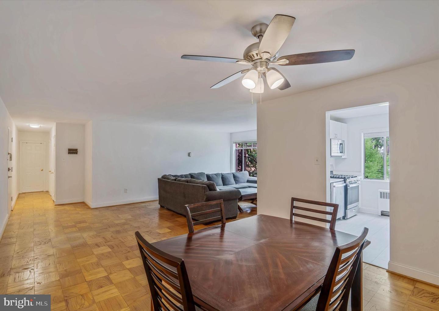5301 Westbard Cir #328 Property Photo 10