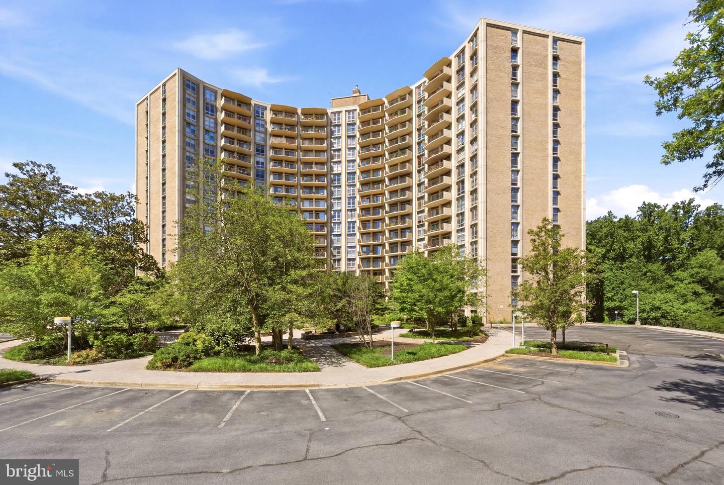 9039 Sligo Creek Pkwy #1210 Property Photo 1