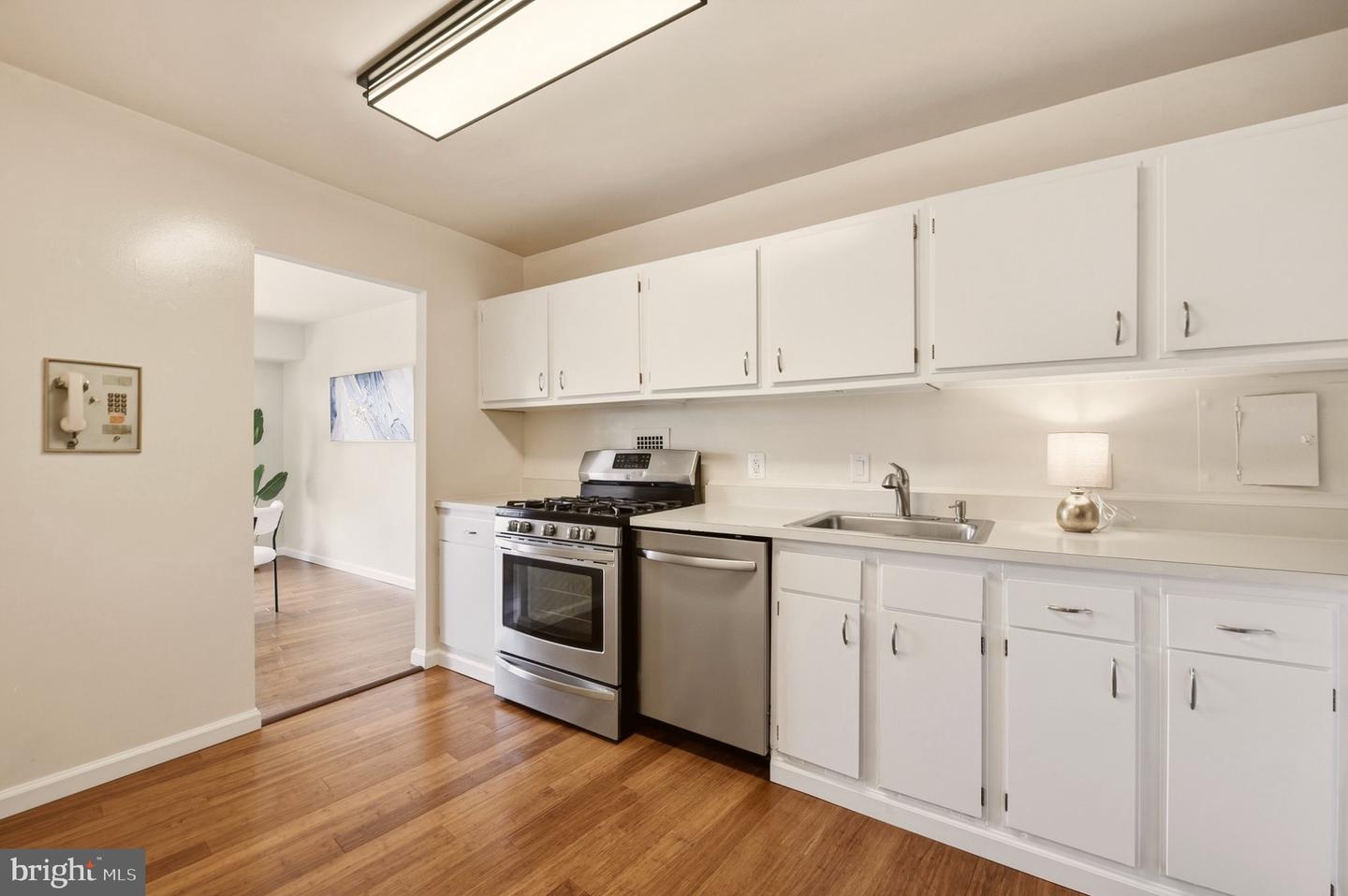 9039 Sligo Creek Pkwy #1210 Property Photo 25