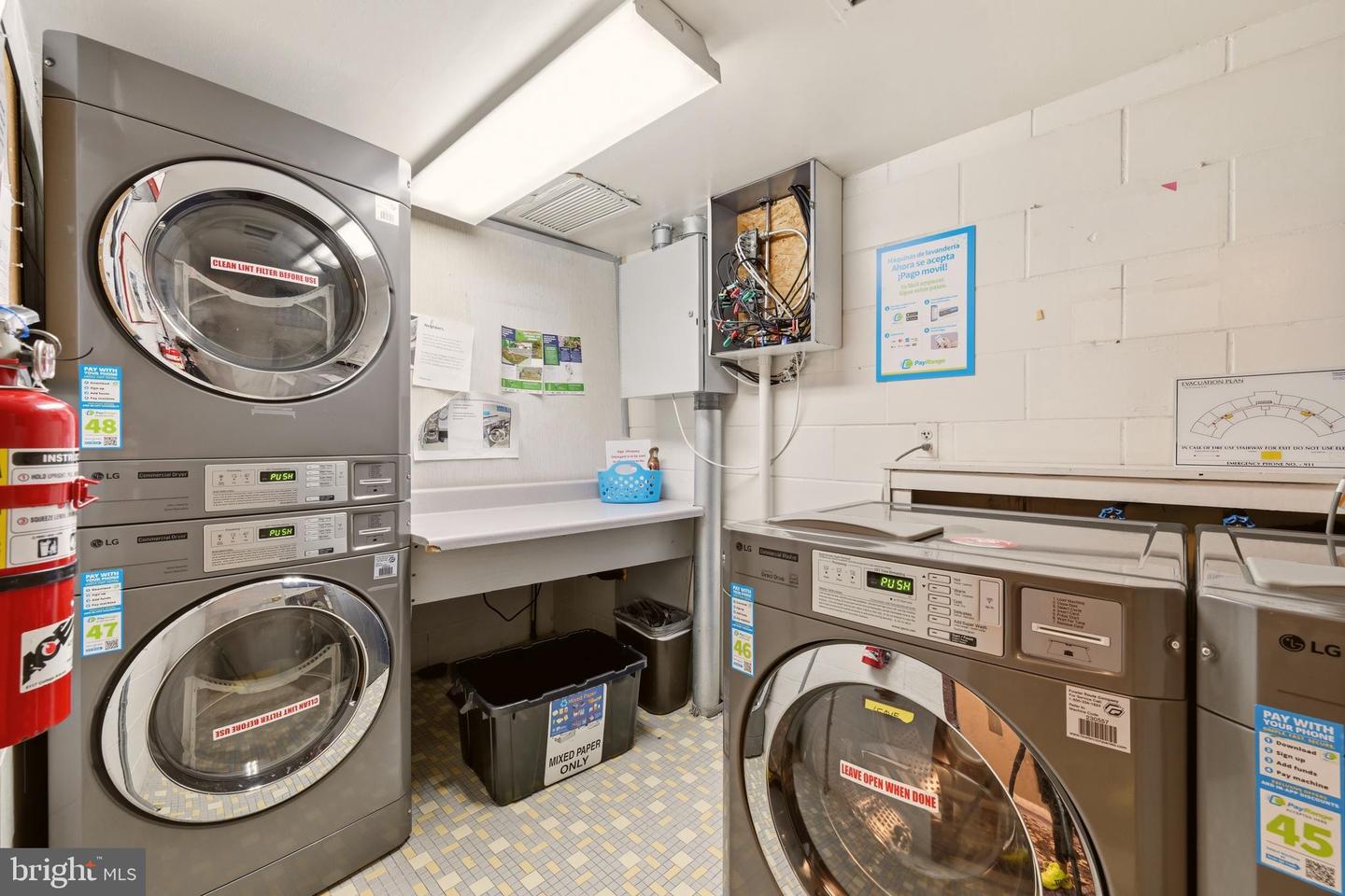 9039 Sligo Creek Pkwy #1210 Property Photo 35