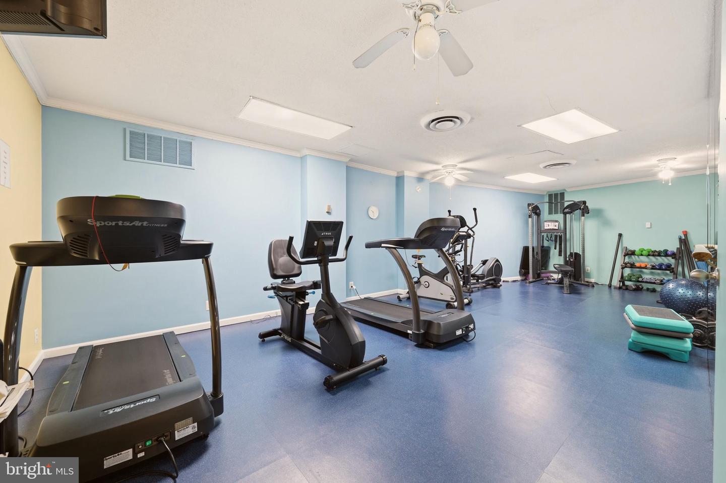 9039 Sligo Creek Pkwy #1210 Property Photo 36