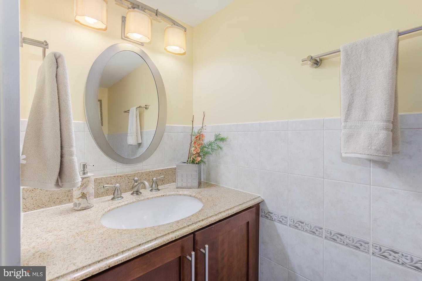 9715 Singleton Dr Property Photo 37