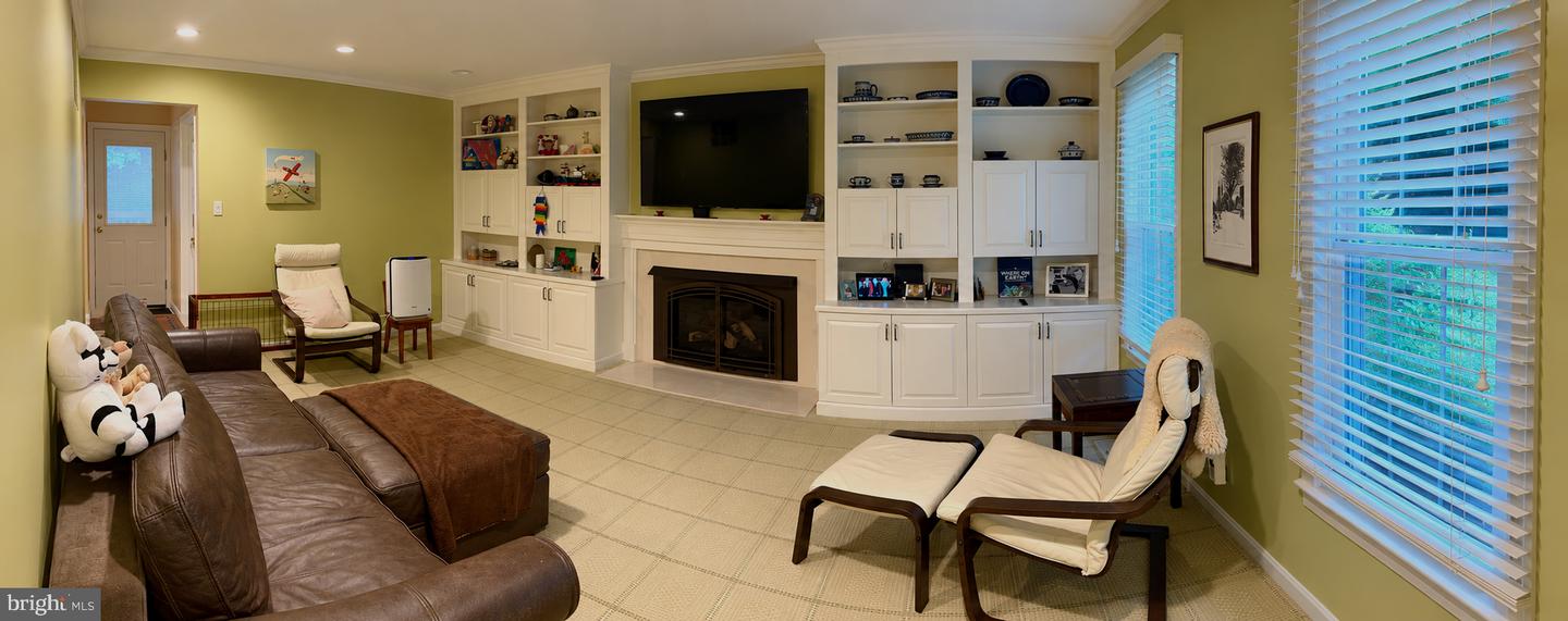 8224 Lakenheath Way Property Photo 11
