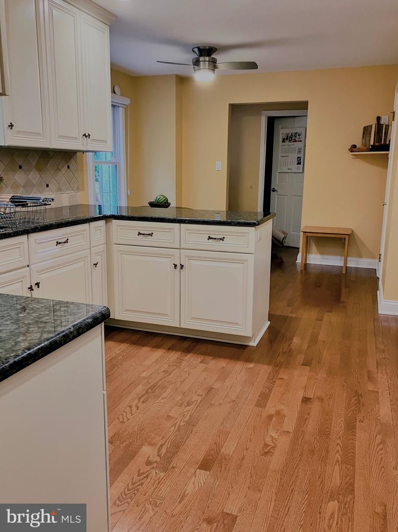 8224 Lakenheath Way Property Photo 15