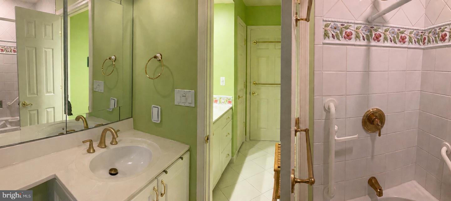 8224 Lakenheath Way Property Photo 36