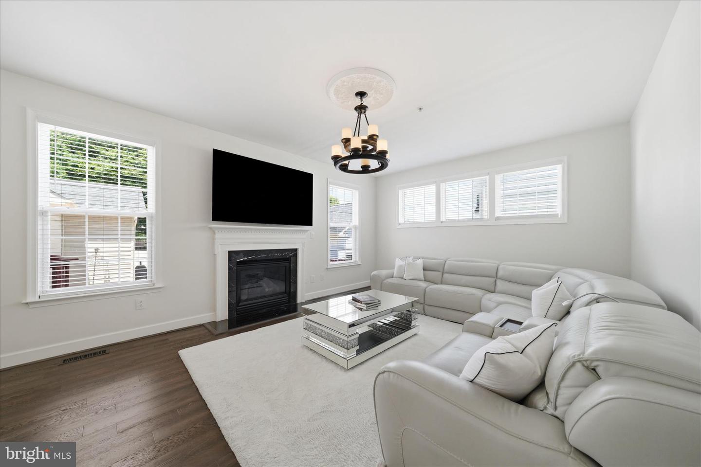 23121 Frederick Rd Property Photo 19