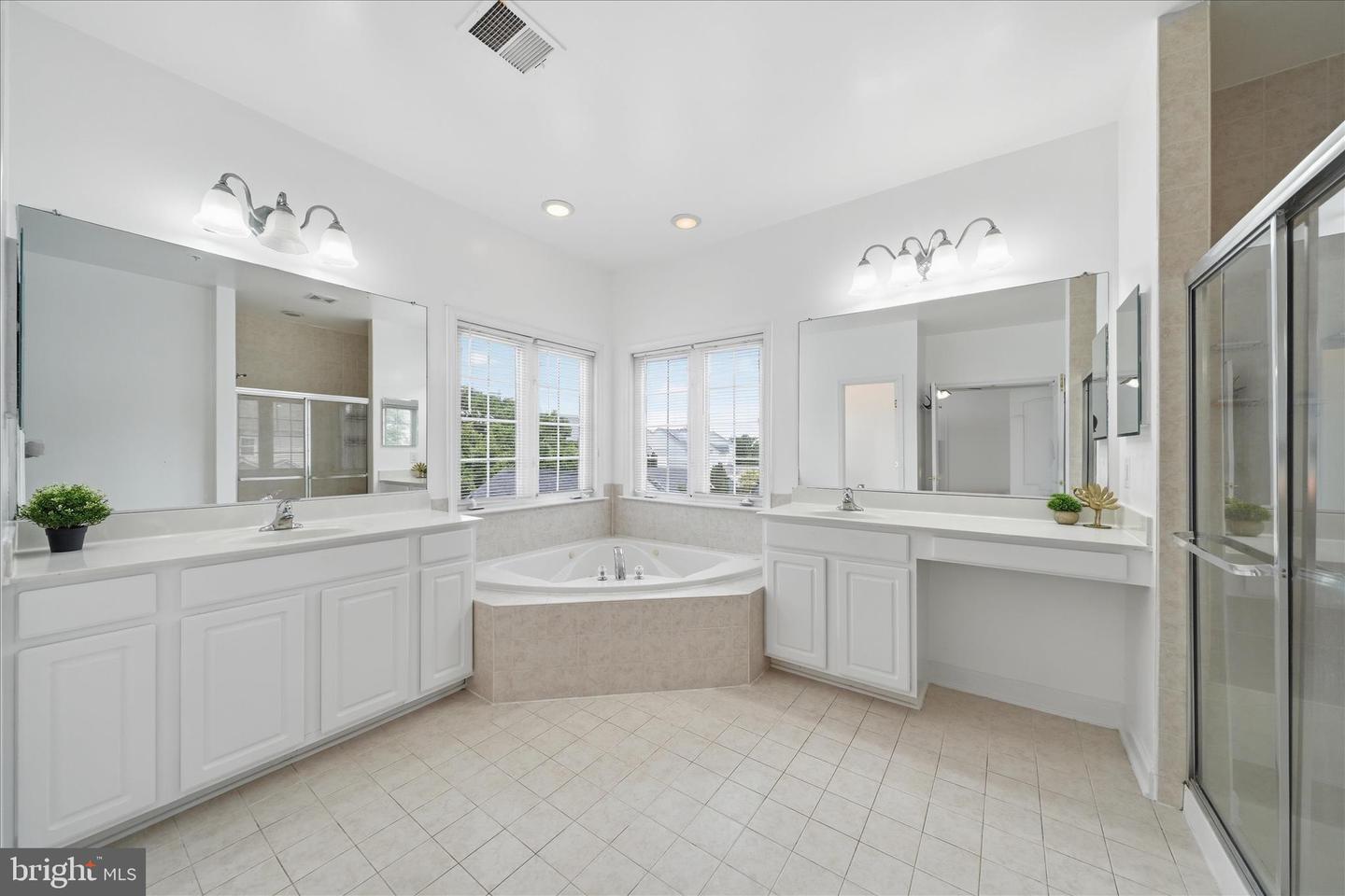 23121 Frederick Rd Property Photo 24