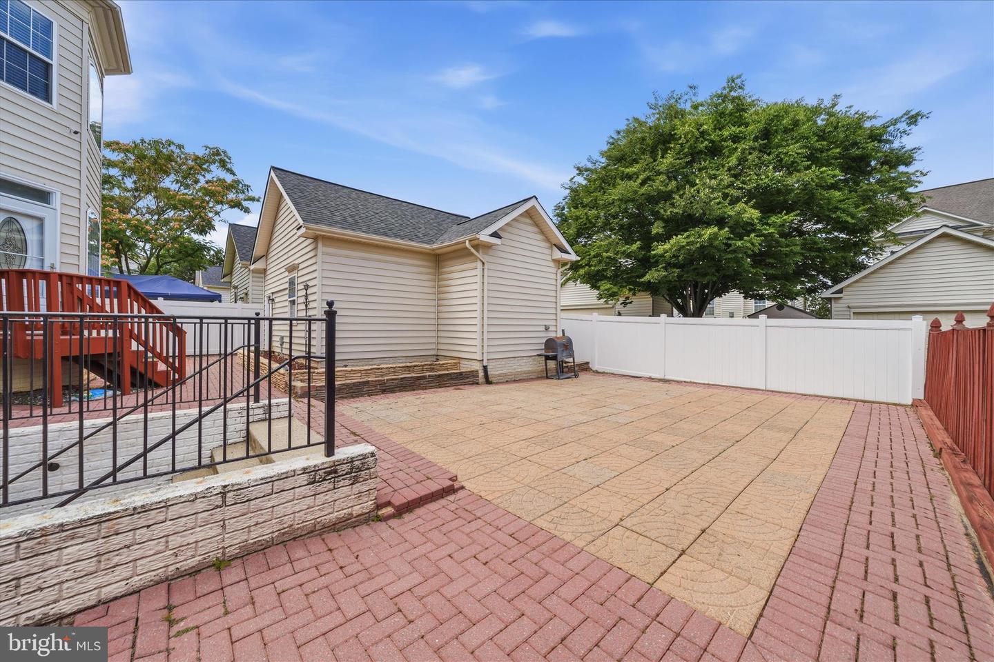 23121 Frederick Rd Property Photo 40