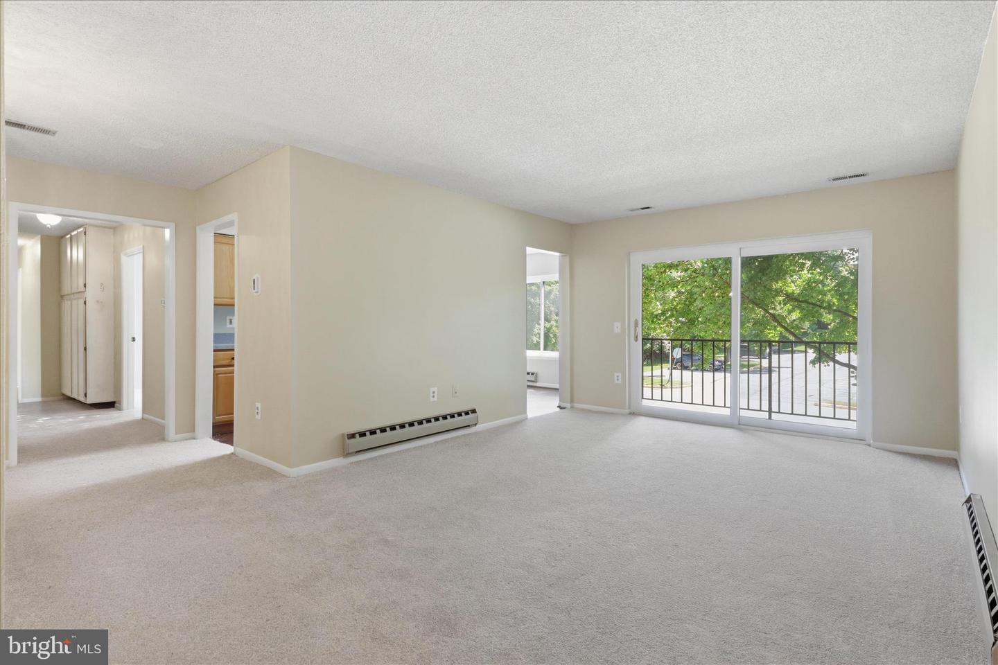 15300 Pine Orchard Dr #85-2e Property Photo 3