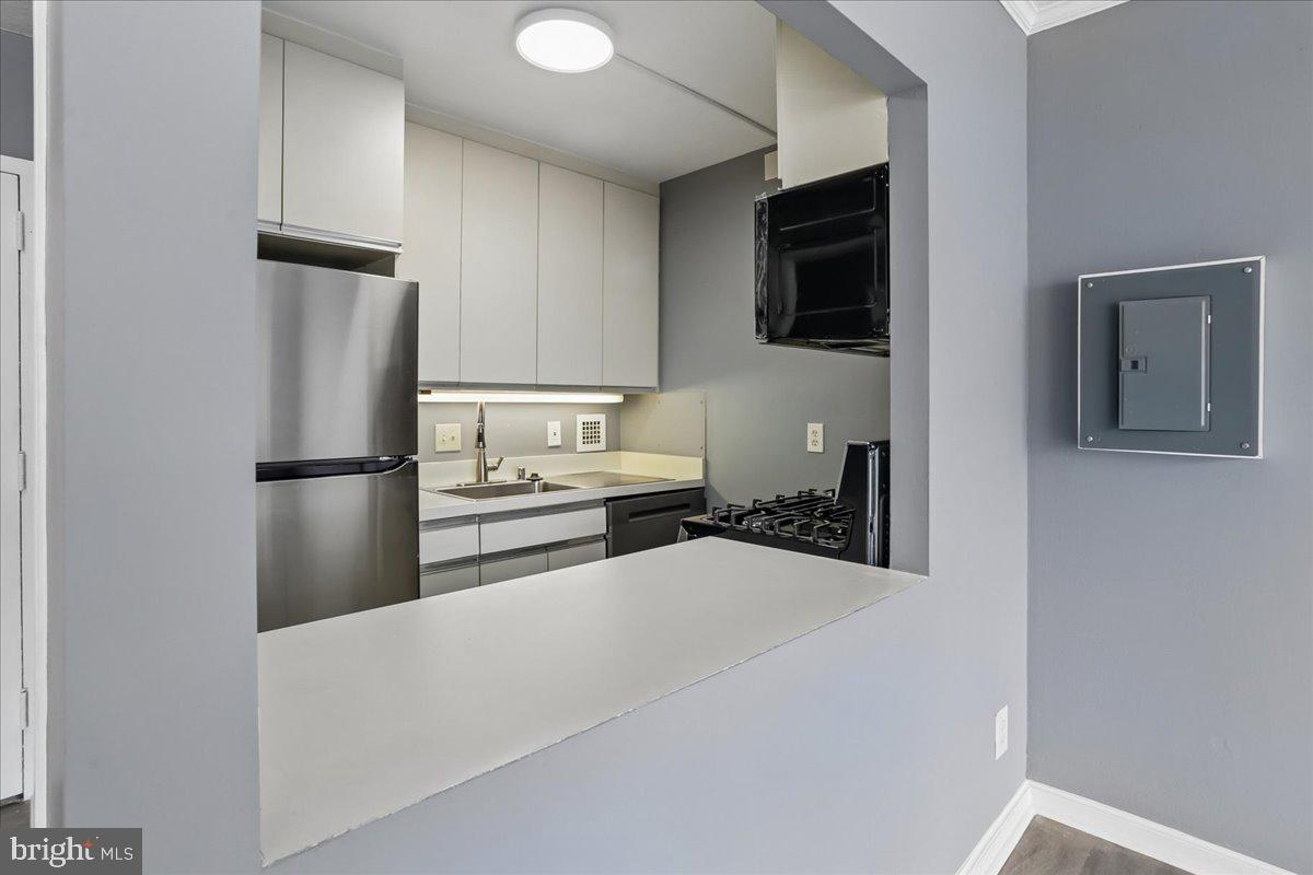 5500 Friendship Blvd #2315n Property Photo 14
