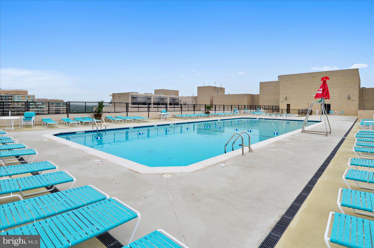 5500 Friendship Blvd #2315n Property Photo 32