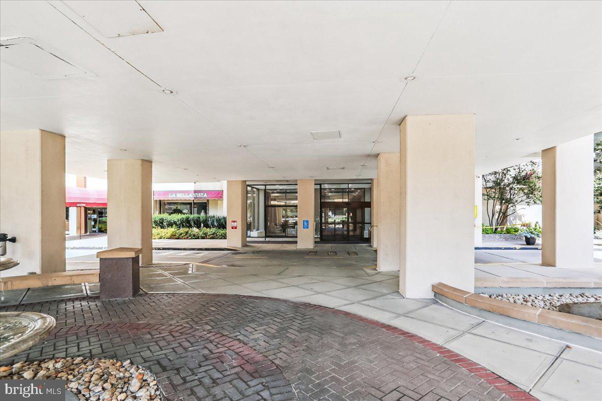 5500 Friendship Blvd #2315n Property Photo 37
