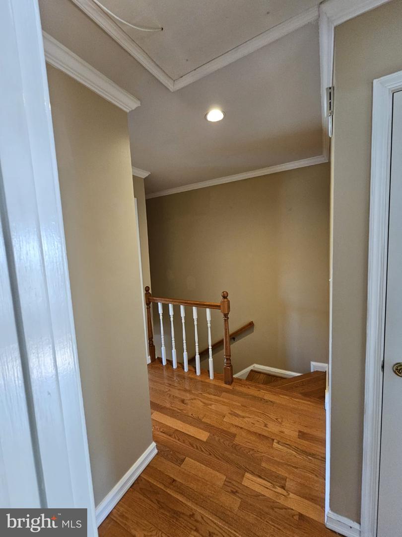 10218 Arizona Cir #16 Property Photo 14