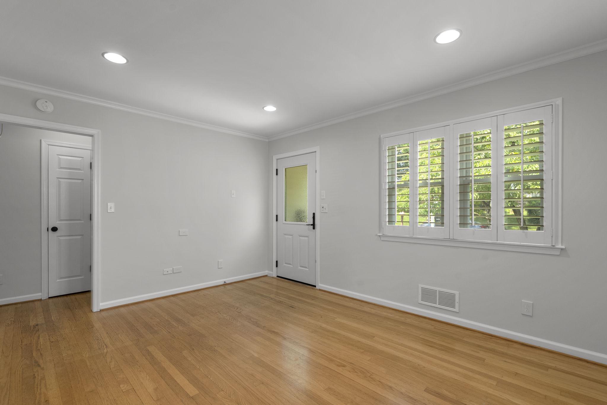 513 Park Rd Property Photo 4