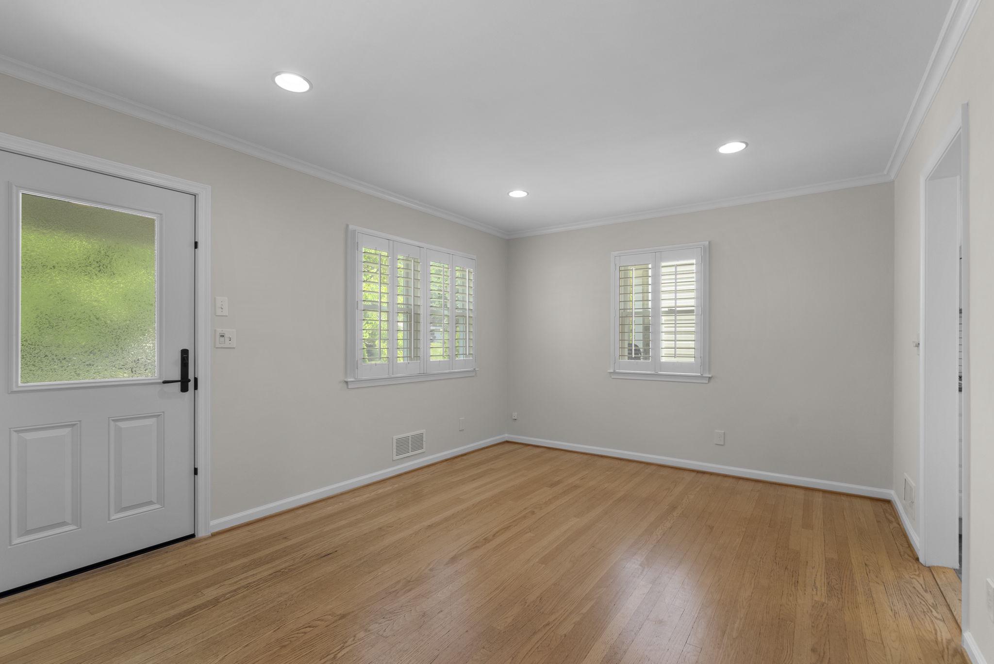 513 Park Rd Property Photo 5