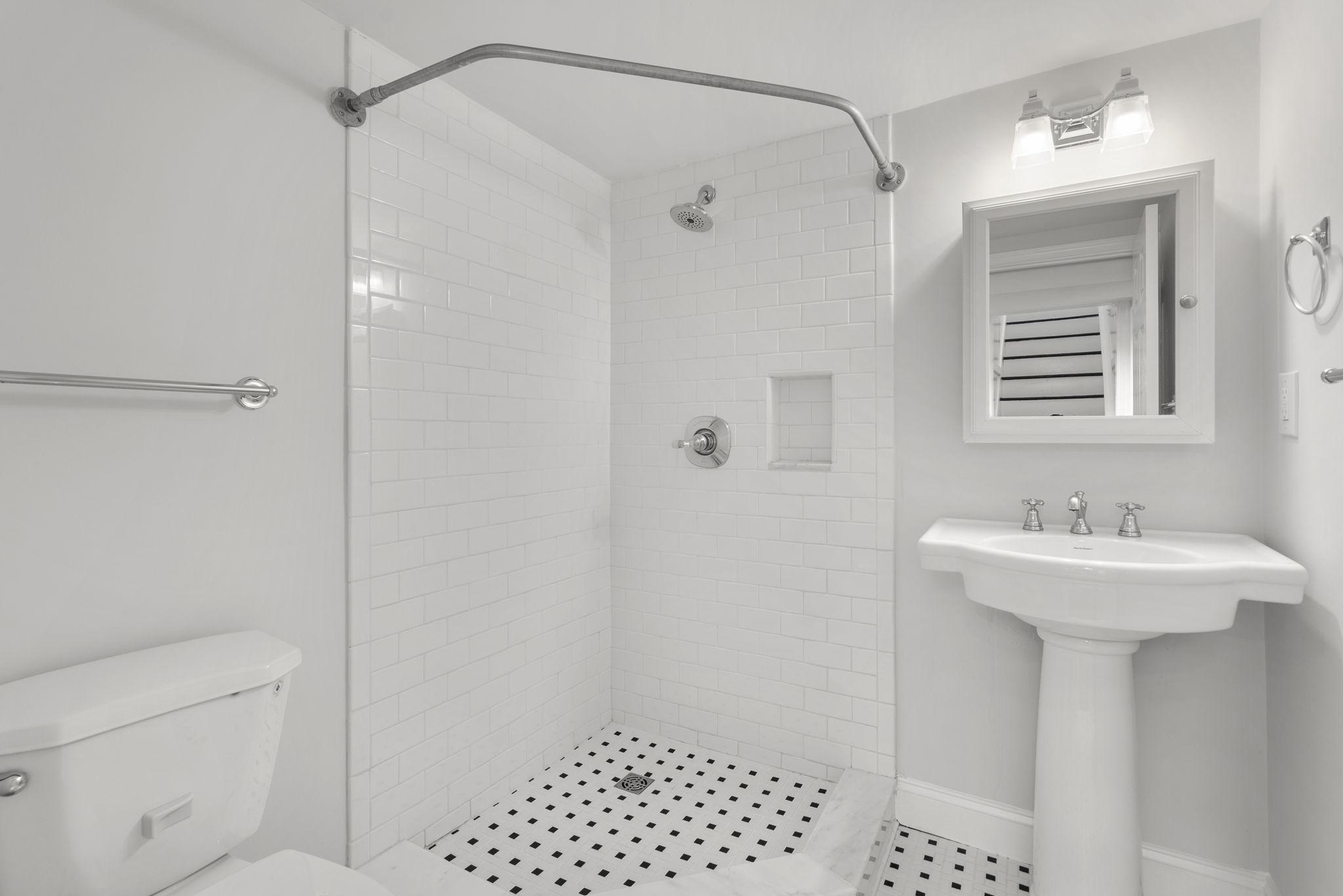 513 Park Rd Property Photo 25
