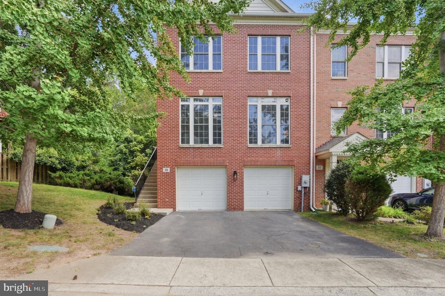 18 Waddington Ct Property Photo 1
