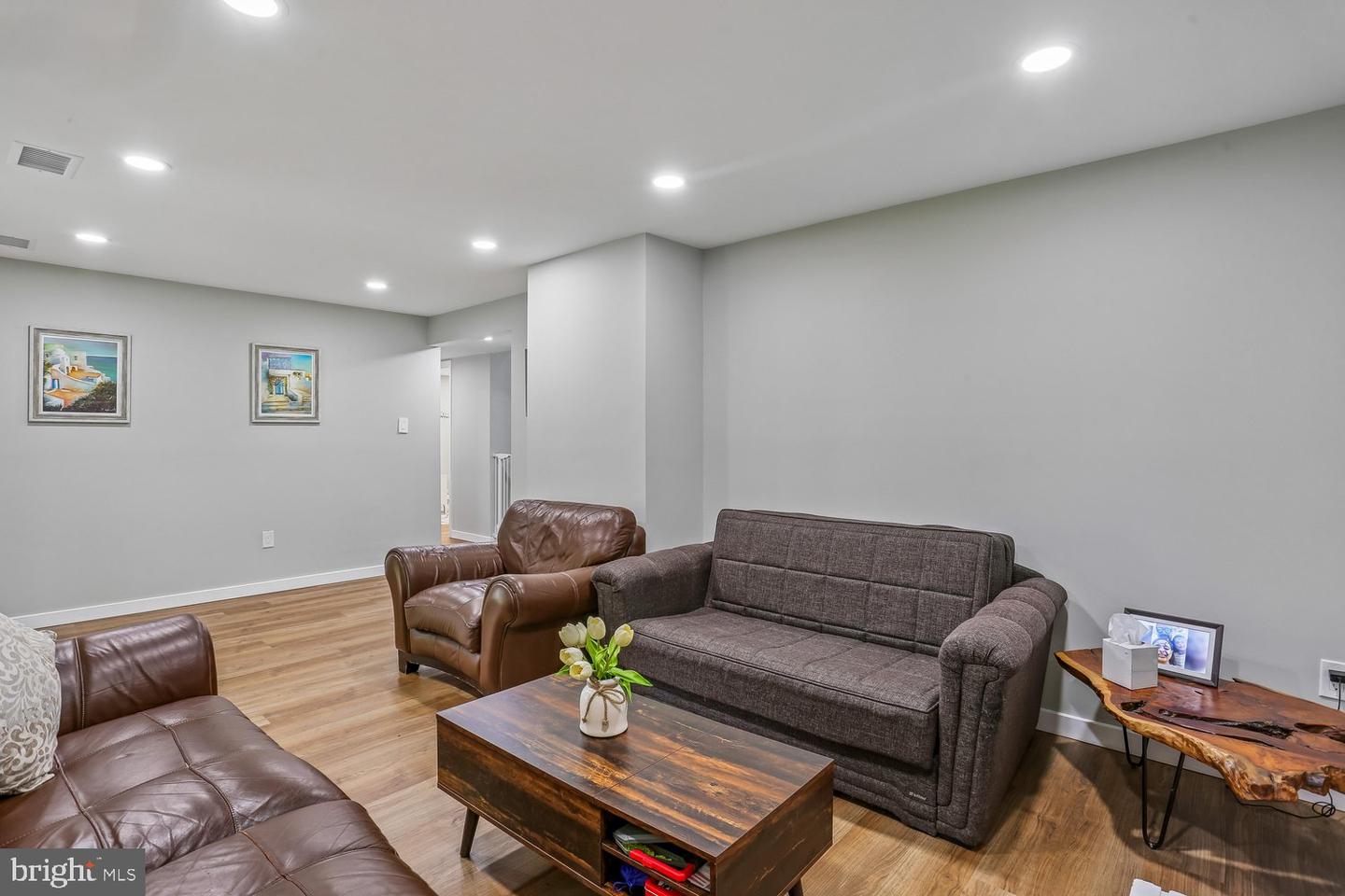 11301 Stryver Ct Property Photo 24