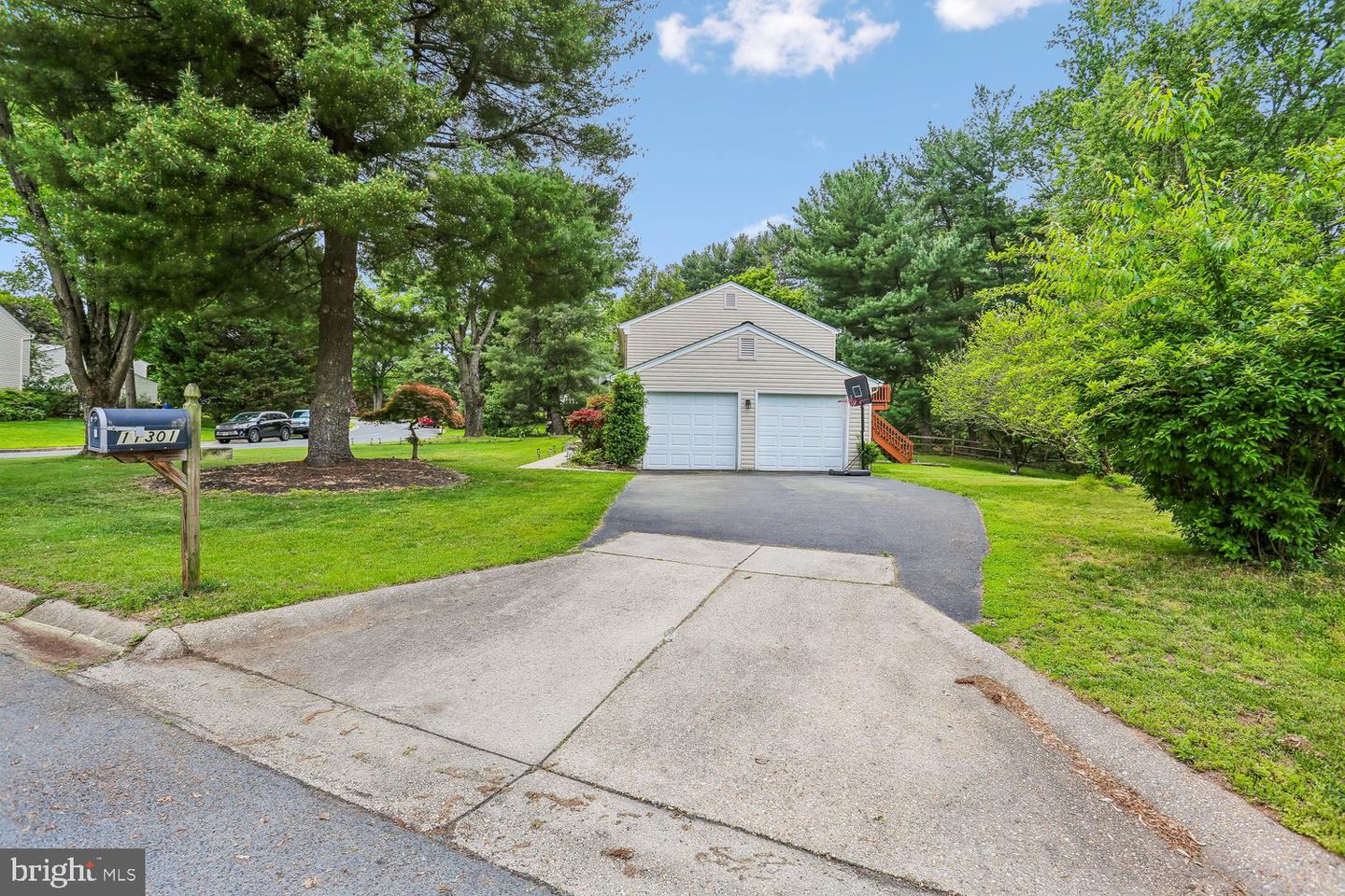11301 Stryver Ct Property Photo 34
