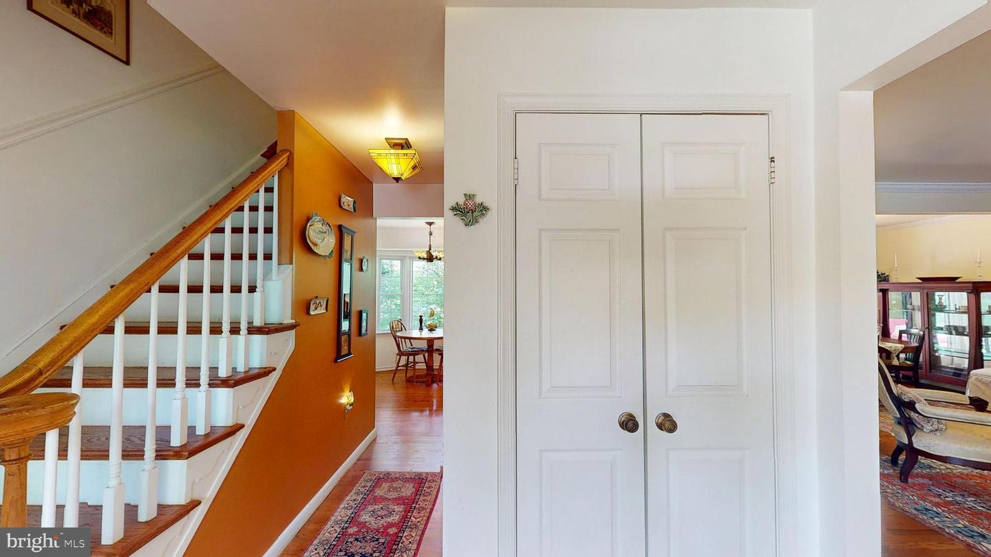 16601 Briardale Rd Property Photo 6