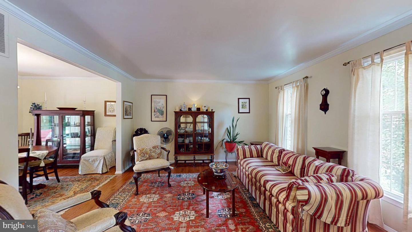 16601 Briardale Rd Property Photo 8