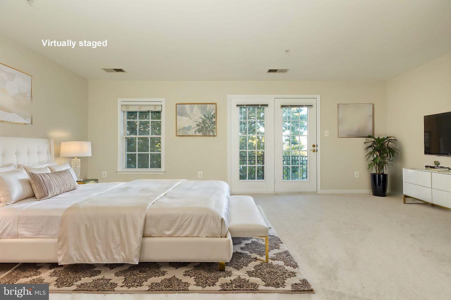 1618 Piccard Dr Property Photo 6