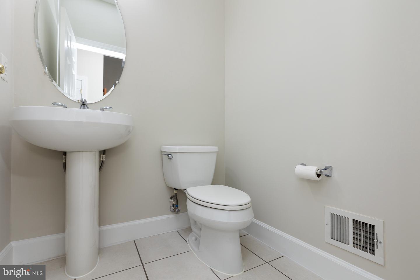 1618 Piccard Dr Property Photo 27