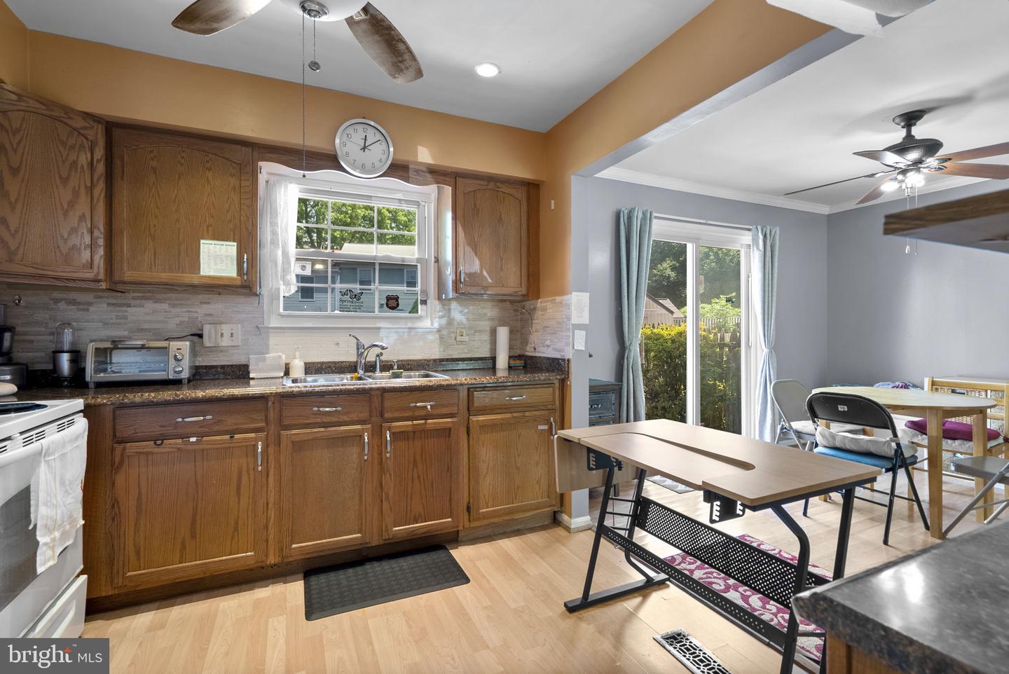 4505 Cannes Ln Property Photo 7