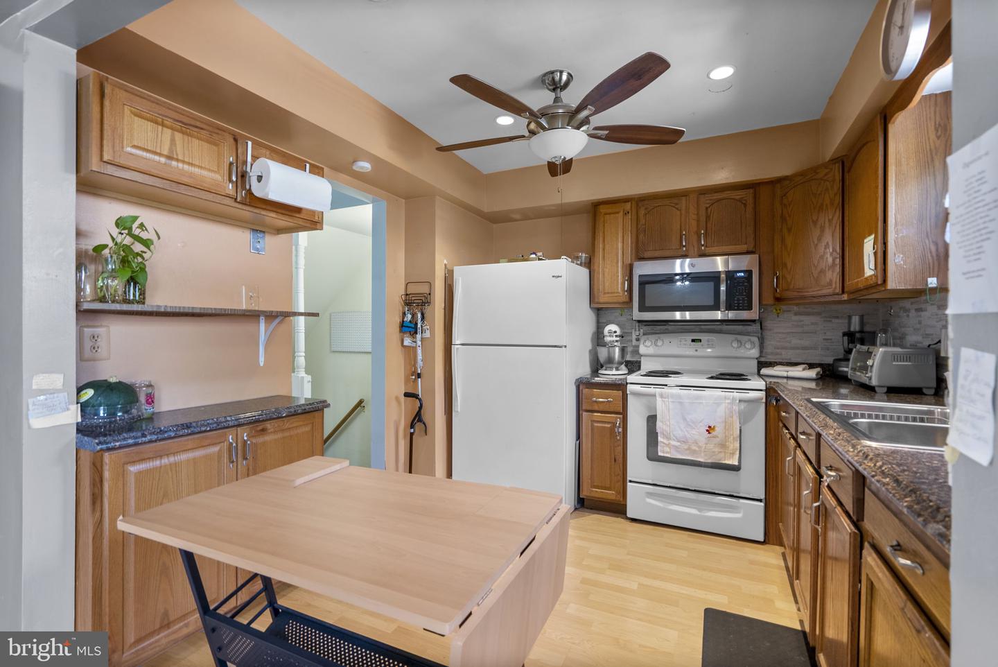 4505 Cannes Ln Property Photo 11