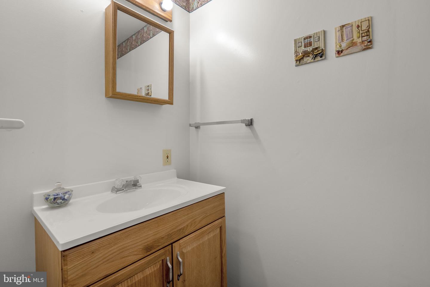 4505 Cannes Ln Property Photo 39