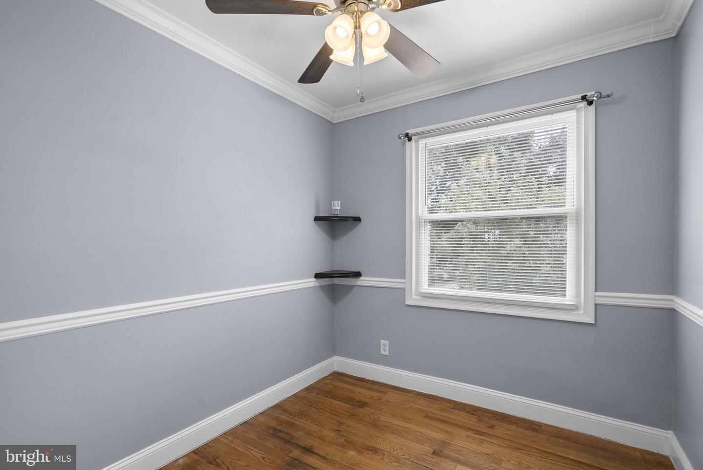 12220 Centerhill St Property Photo 17