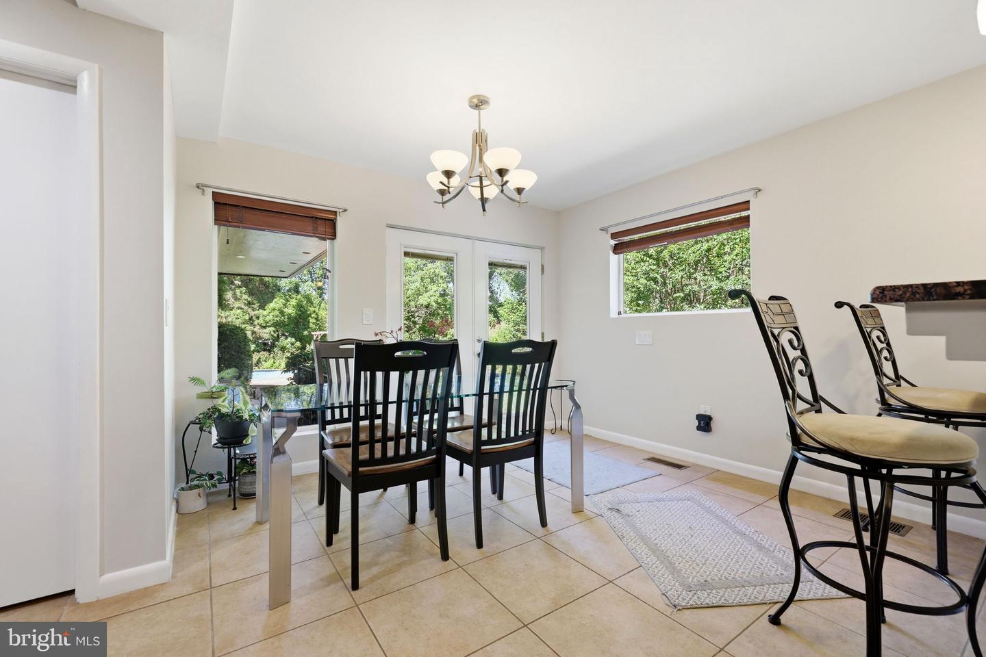 8578 Brickyard Rd Property Photo 15