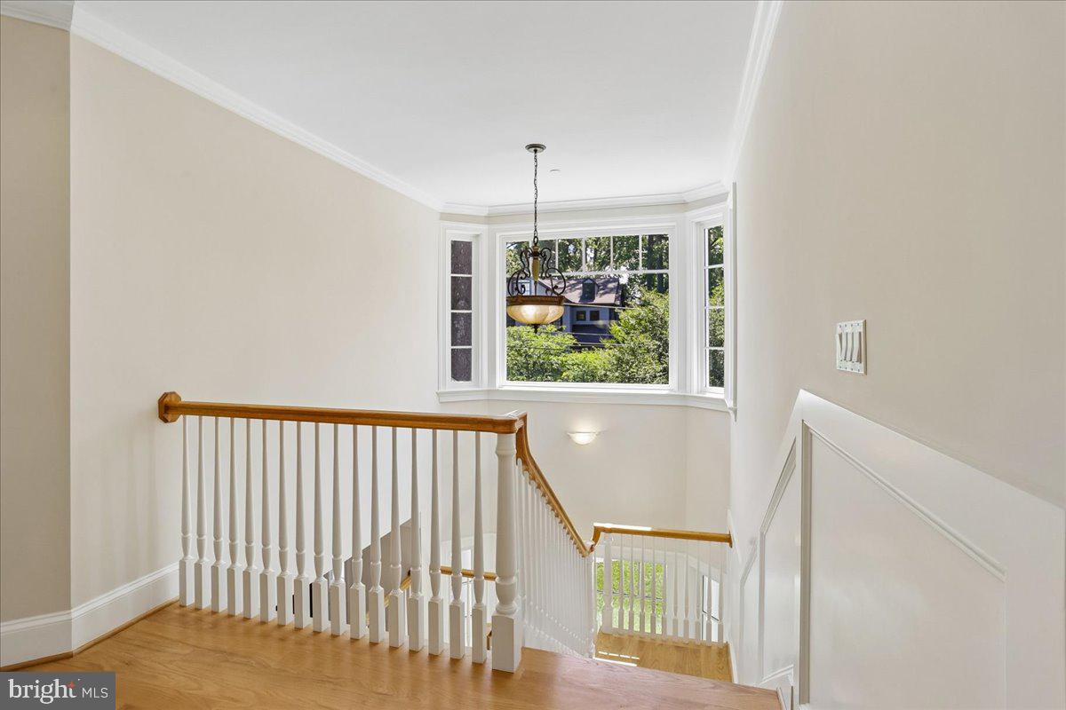 7800 Radnor Rd Property Photo 35