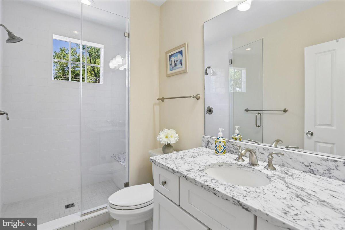 7800 Radnor Rd Property Photo 56