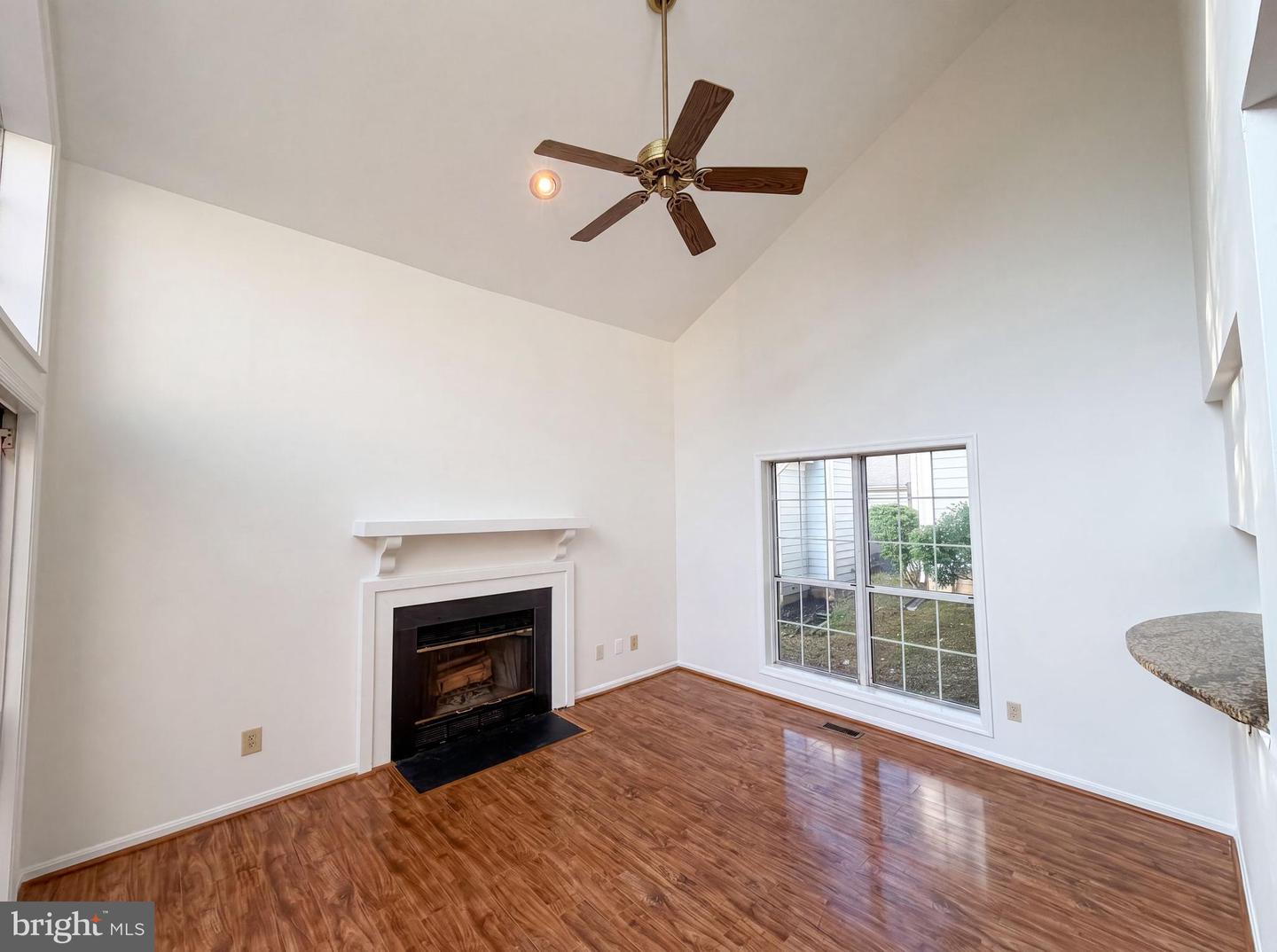 8509 Ivoryton Way Property Photo 3