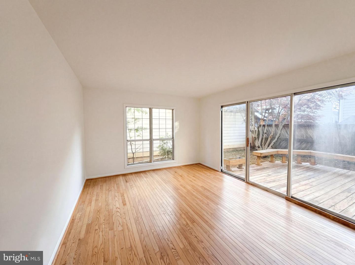8509 Ivoryton Way Property Photo 8