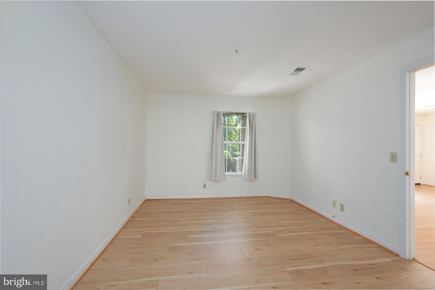 5800 Inman Park #360 Property Photo 8