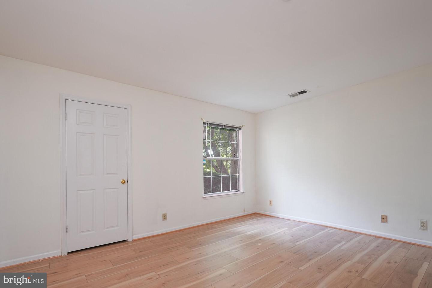 5800 Inman Park #360 Property Photo 21