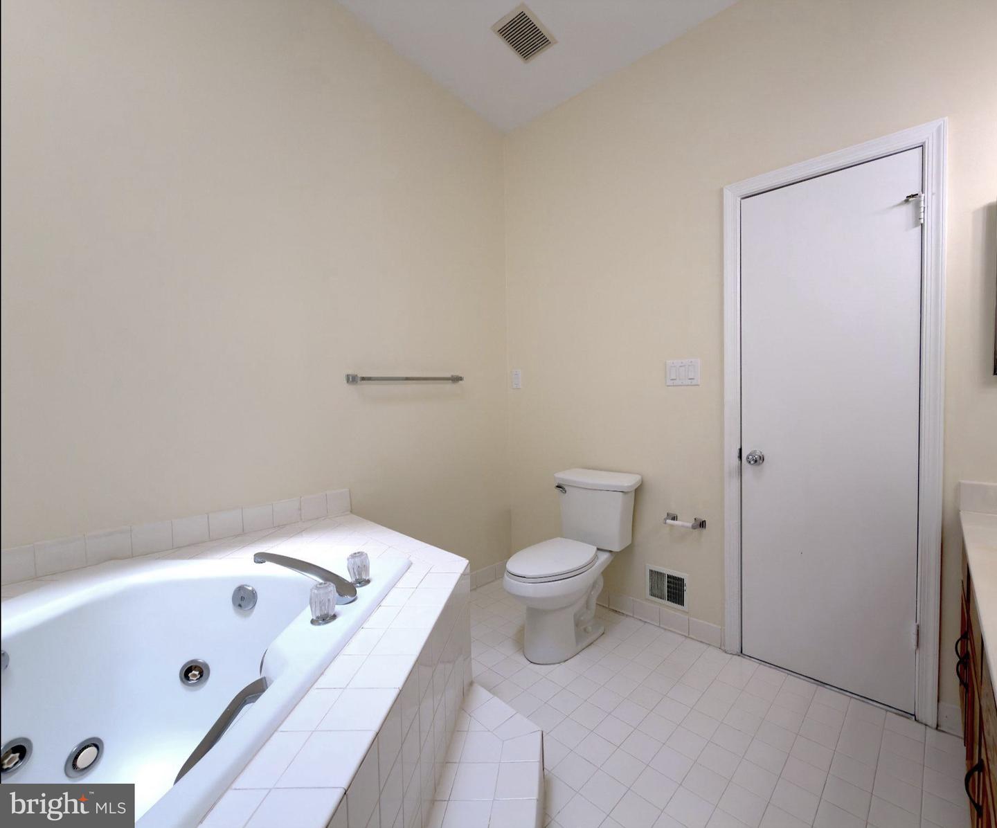 10509 Smithy Ct Property Photo 47