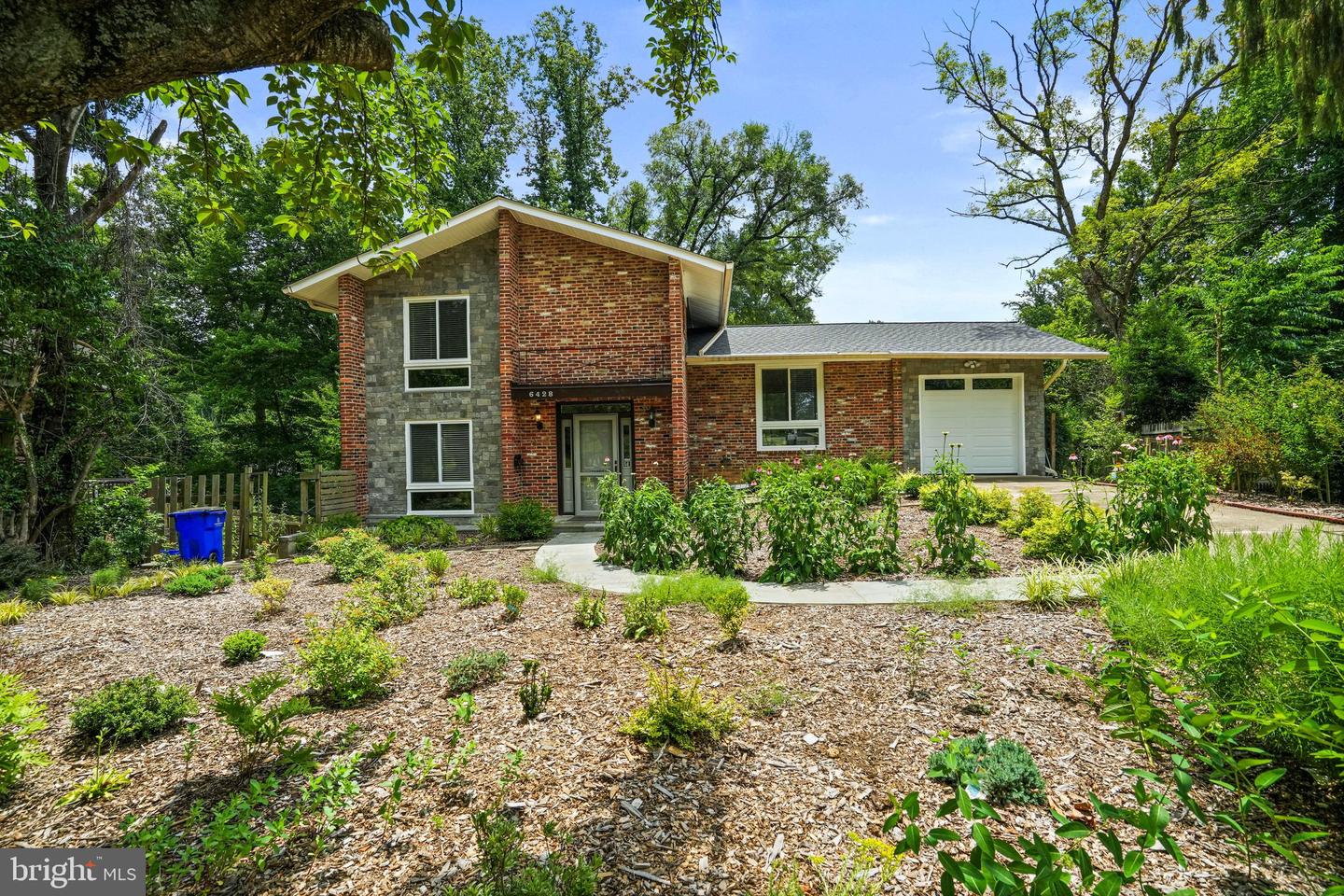 6428 Earlham Dr Property Photo 3