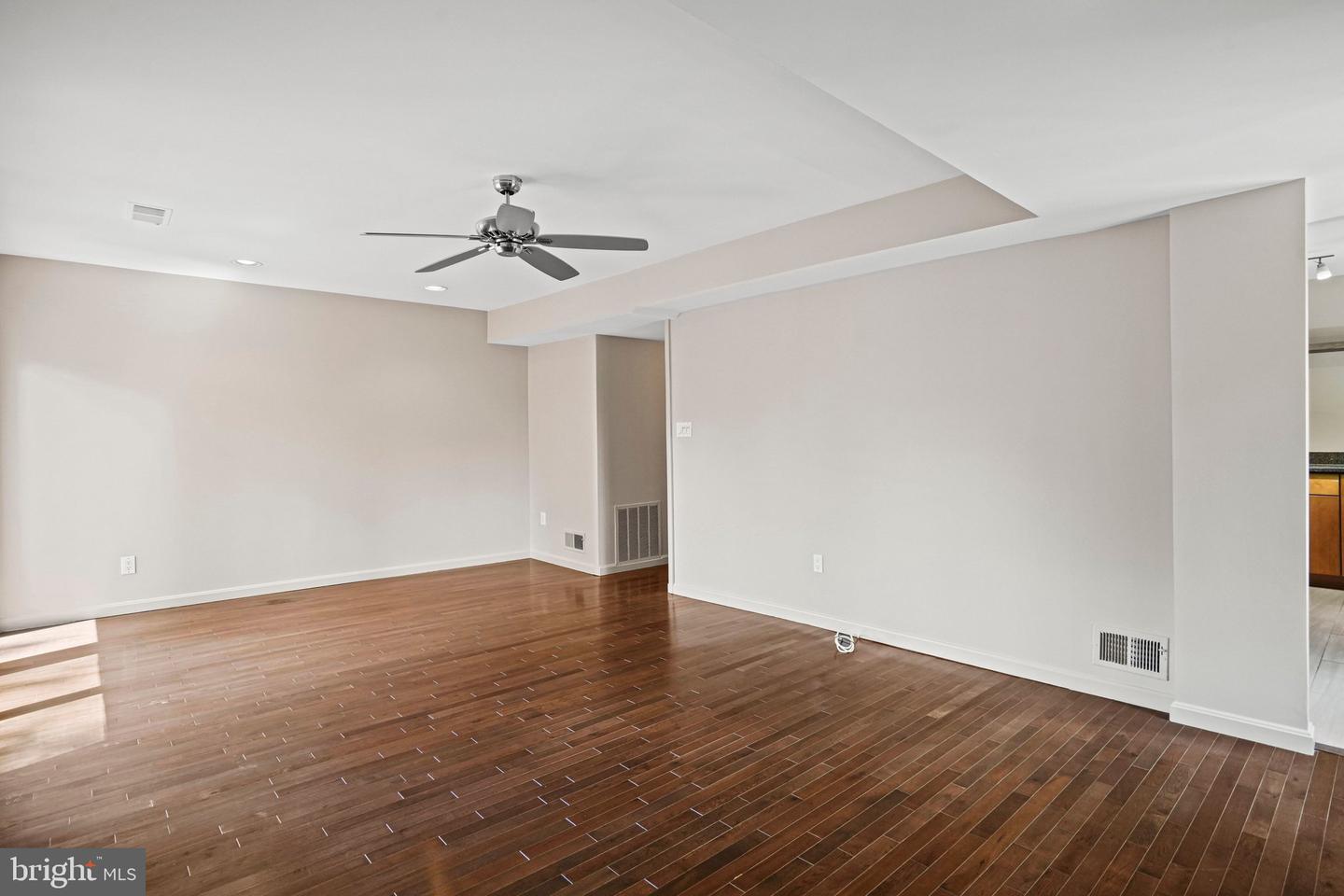 6428 Earlham Dr Property Photo 14