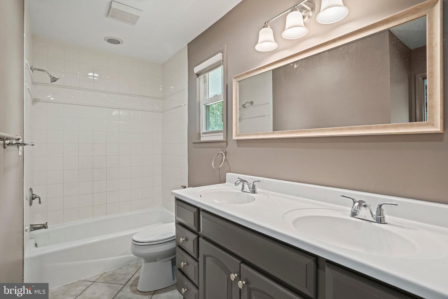 6428 Earlham Dr Property Photo 31
