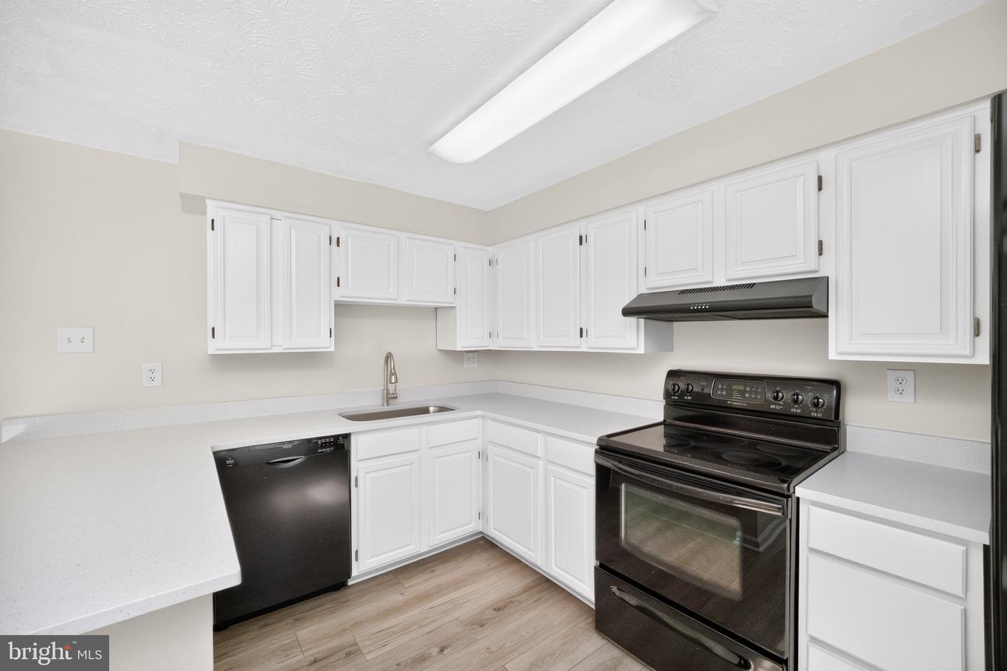 17957 Ashton Club Way Property Photo 13