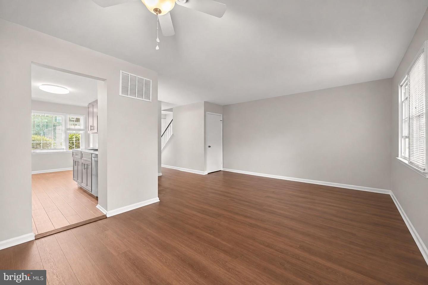 9 Prairie Rose Ct #9-5 Property Photo 4