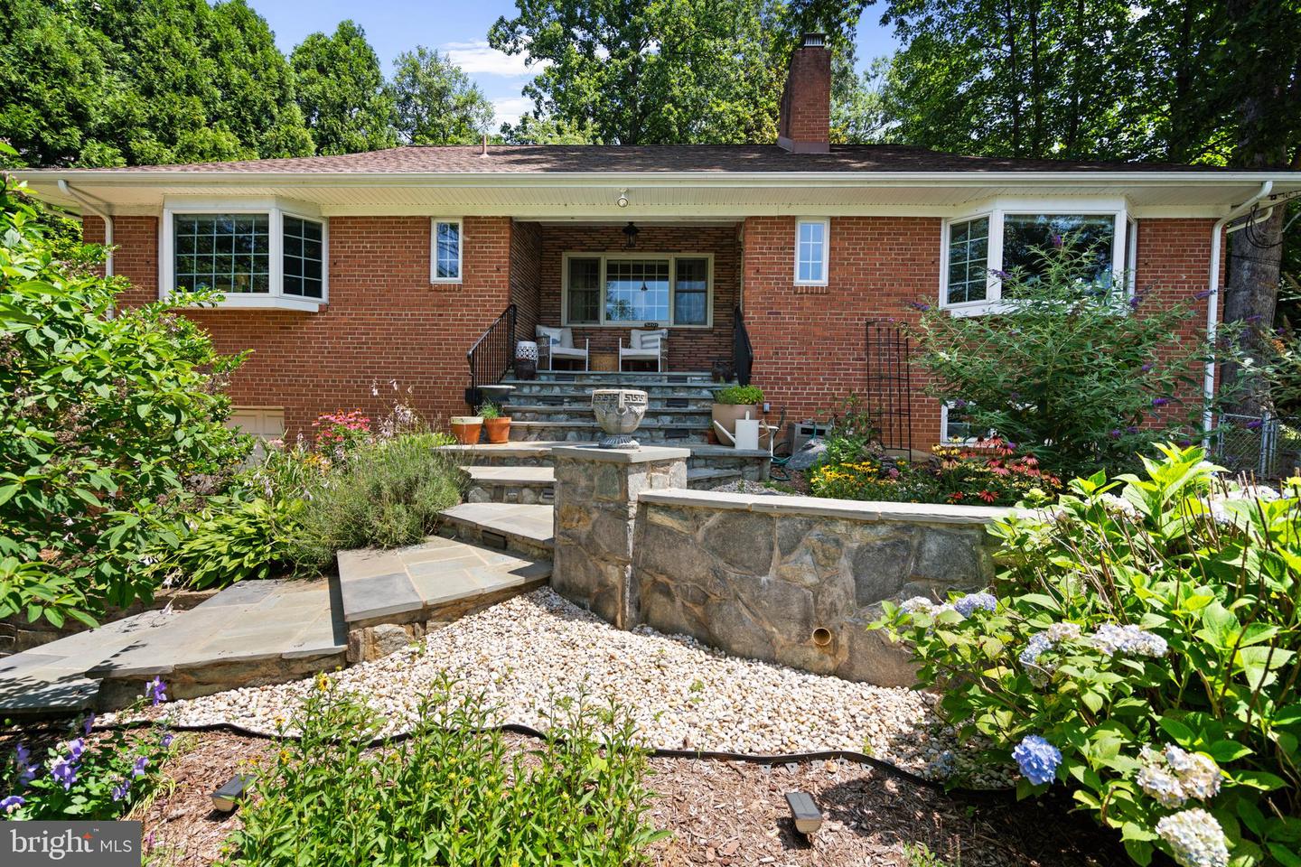 5201 Brookeway Dr Property Photo 1