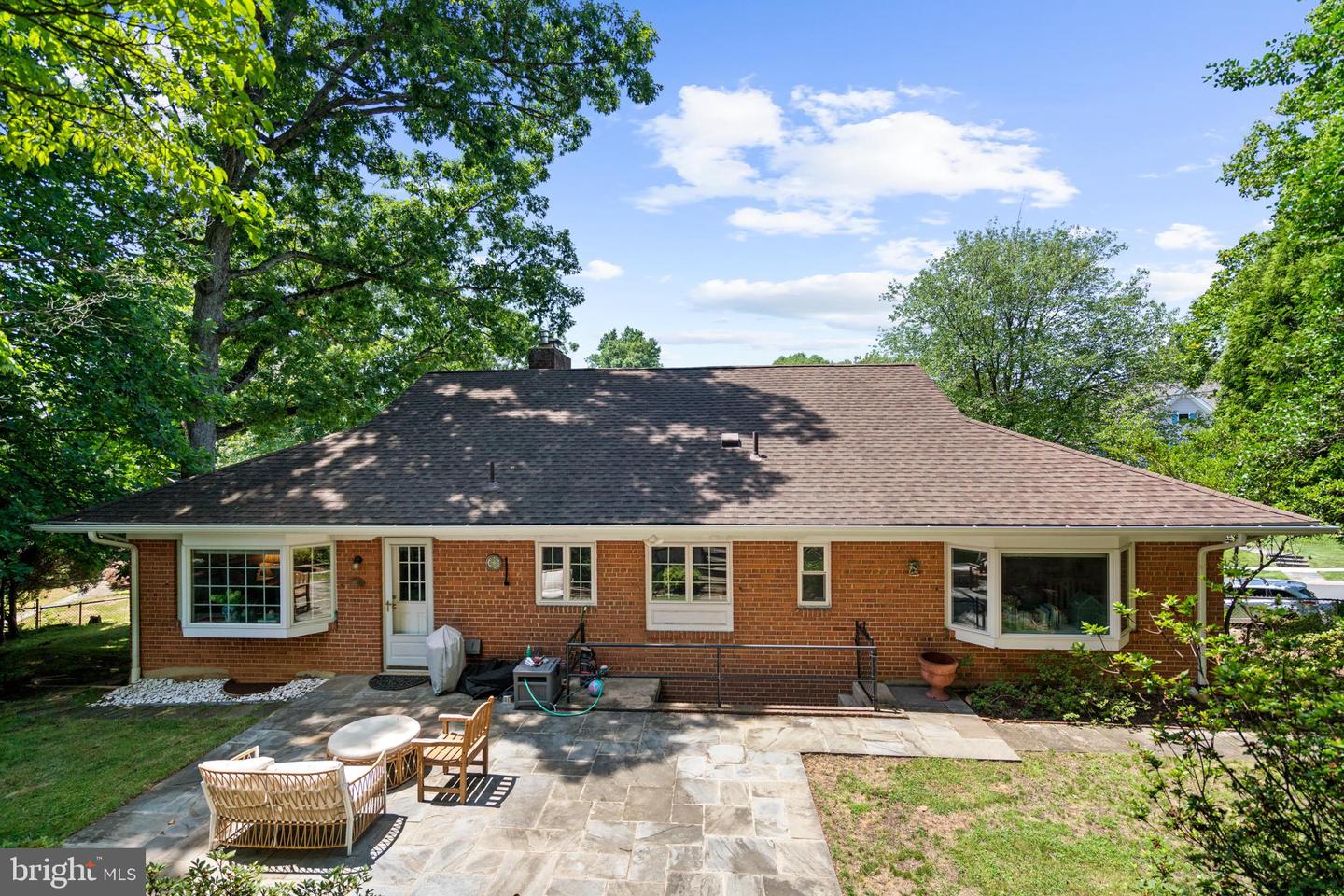 5201 Brookeway Dr Property Photo 4
